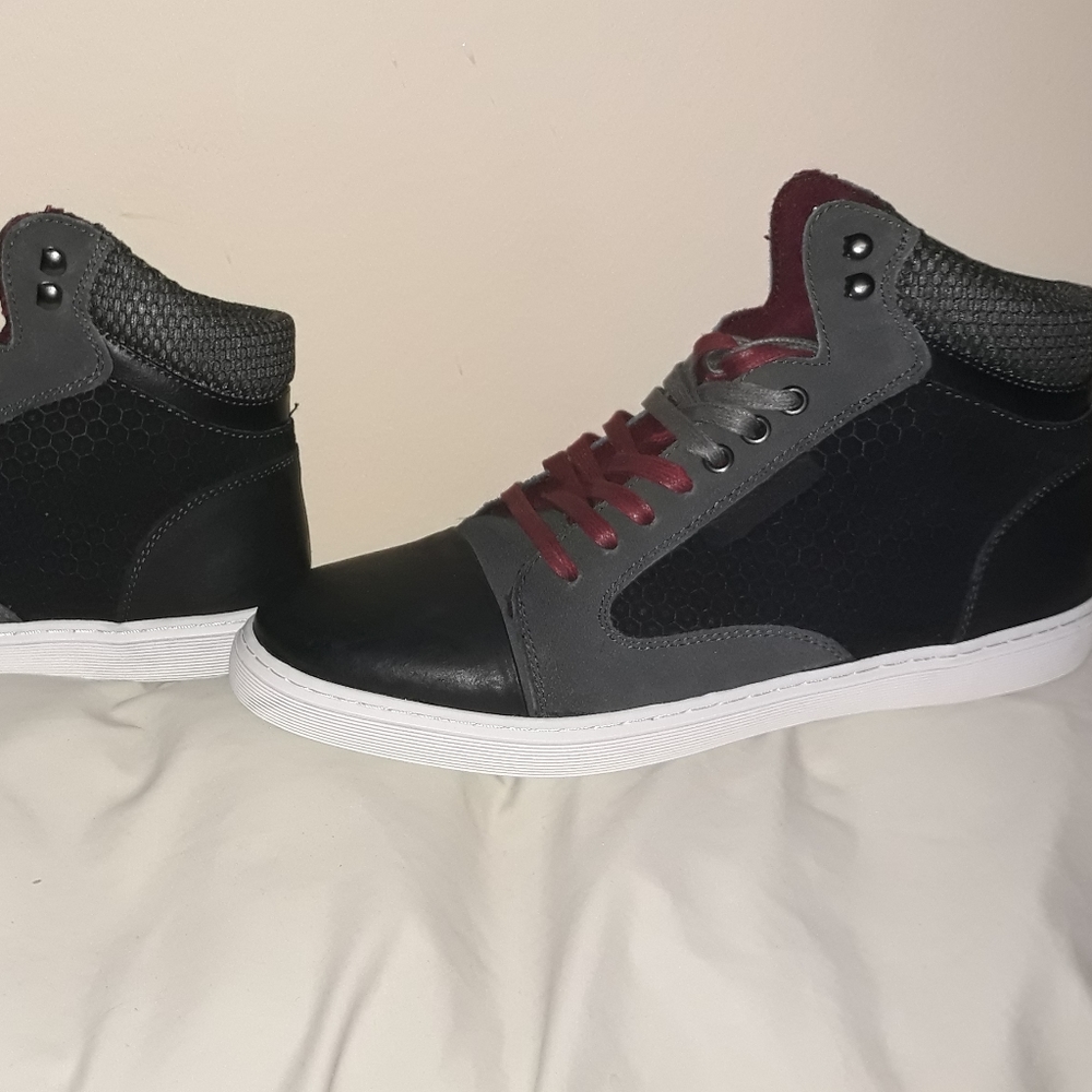 Robert Wayne Gunther Suede Hight Top Sneaker - Picture 1 of 8
